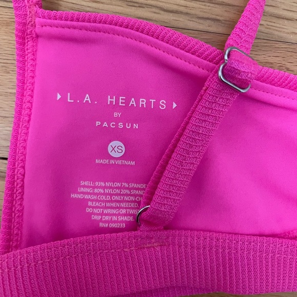 pacsun LA hearts pink bikini top. size XS - Picture 3 of 3